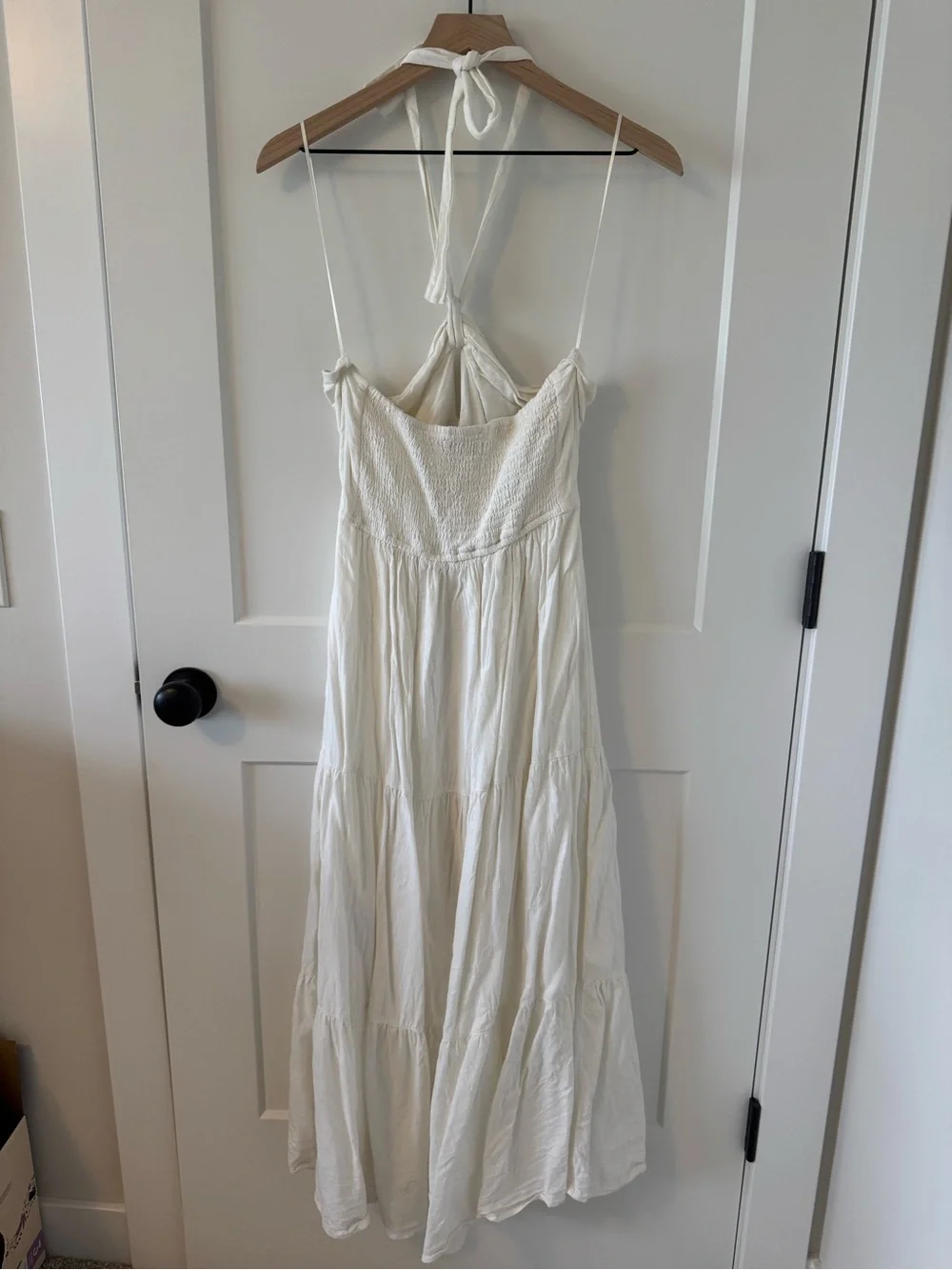 Abercrombie & Fitch White Halter-Tie Tiered Maxi Dress Size L